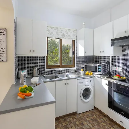 Fig Tree Bay Buena Willa Protaras