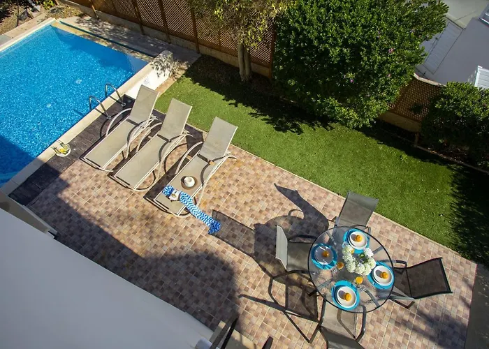 Fig Tree Bay Buena *