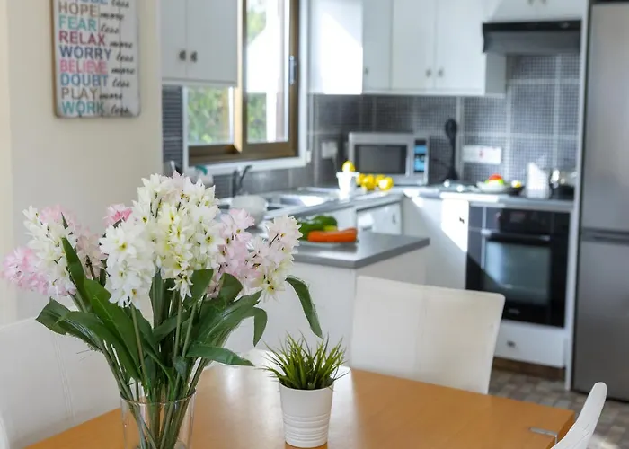 Вилла Fig Tree Bay Buena Протарас